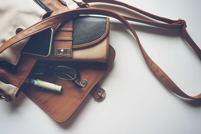 Why Handcrafted Leather Goods Are Gaining Popularity Worldwide