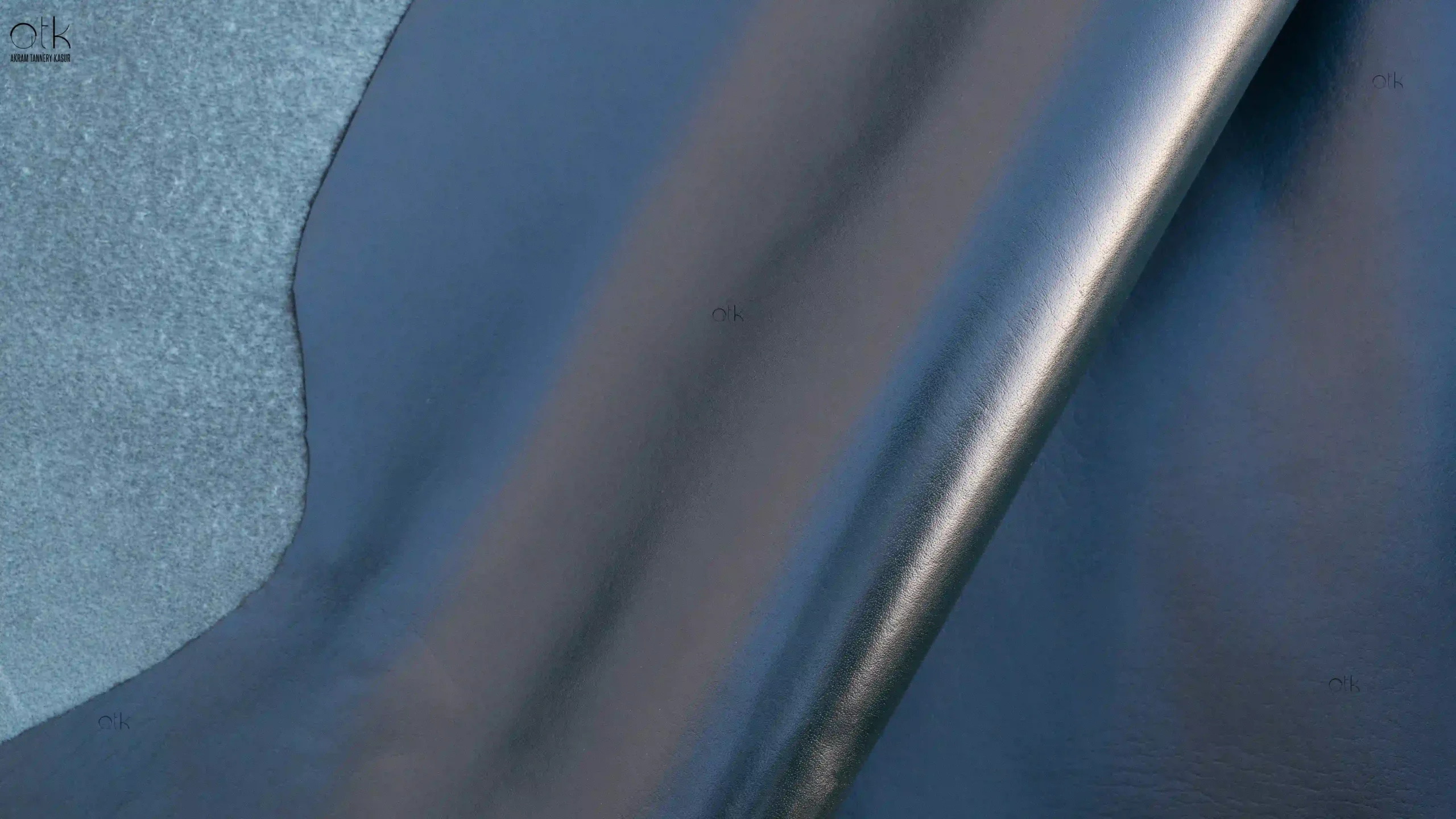 Dark Green Glaze Leather - ATK